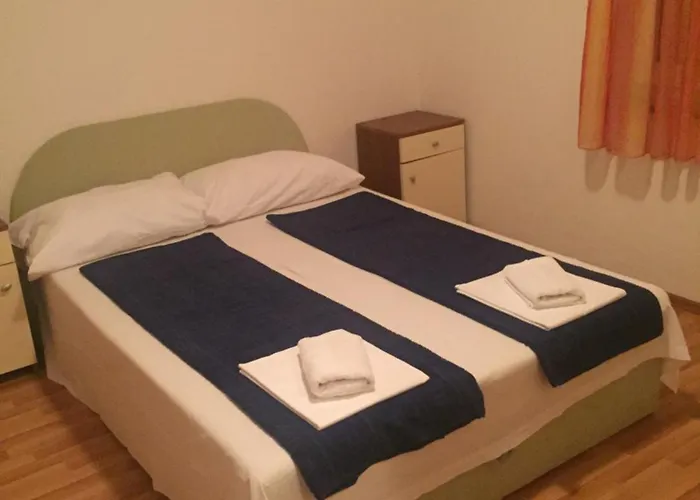 Vidovic Lägenhet Povljana