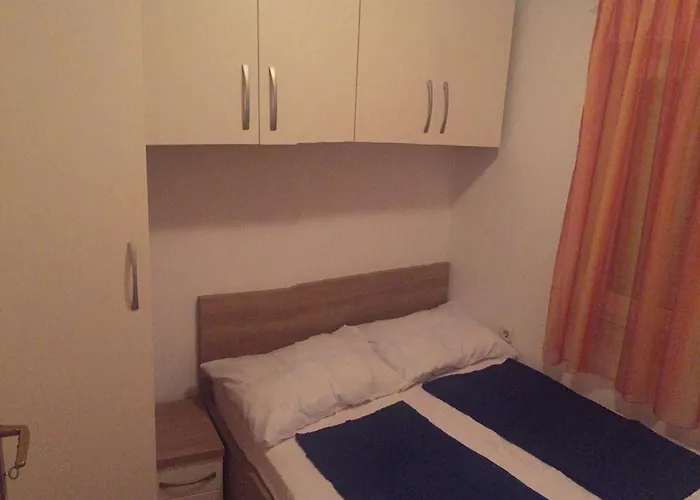 Vidovic Lägenhet Povljana